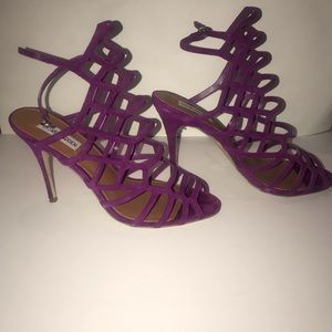Head turning purple comfy heels